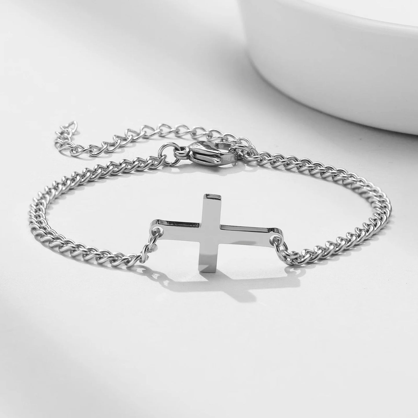 Bracelet "La Croix du Voyageur" – Acier Inoxydable & Symbole Éternel