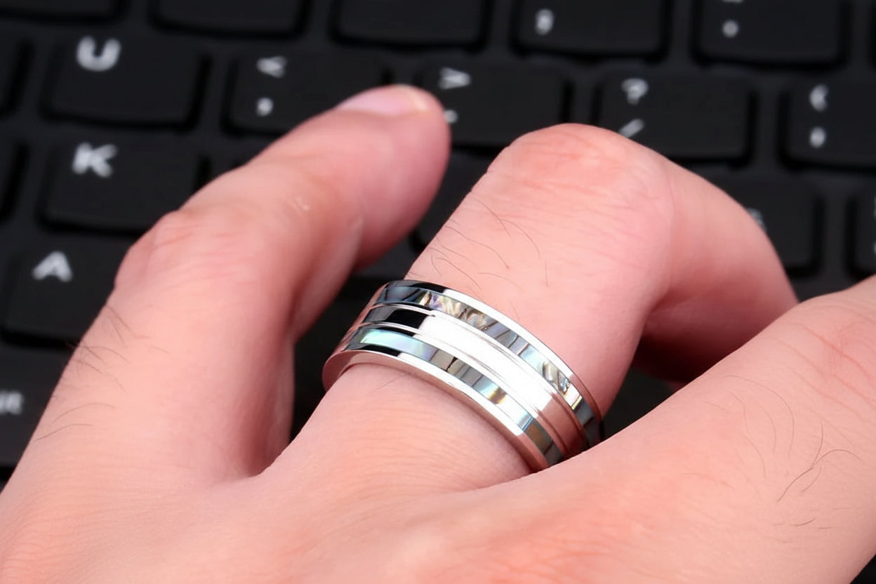 Bague "Aethel" – L'Éclat du Titane