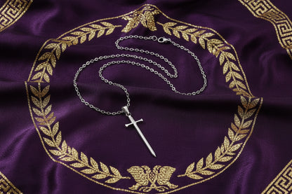 Pendentif "Gladius" – La Lame de la Persévérance