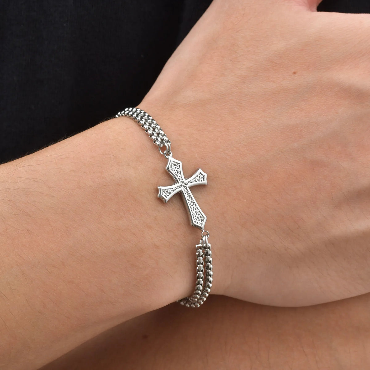 Bracelet « Vinculum » – La Croix Romane & Les Liens d’Acier