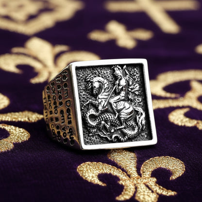 Chevalière "Invictus" – Le Sceau du Triomphe ( Stock limité ! / Notre chevalière la plus portée🔥 )