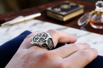 Chevalière "Benedictio" – Le Bouclier de la Foi