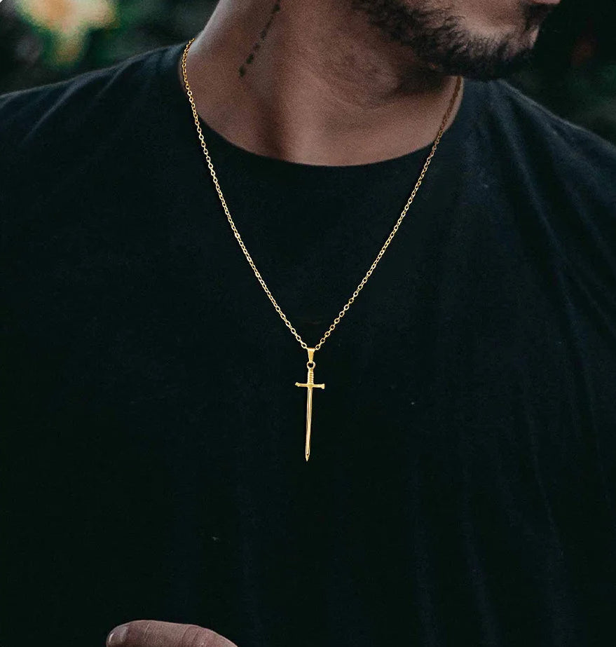 Pendentif "Gladius" – La Lame de la Persévérance