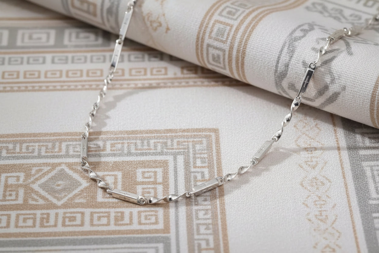 Collier "Hélix" – La Spirale de l’Infini