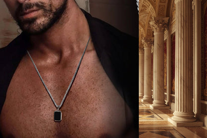 Collier Pendentif "Archi" – Acier Poli & Émail Noir Intense